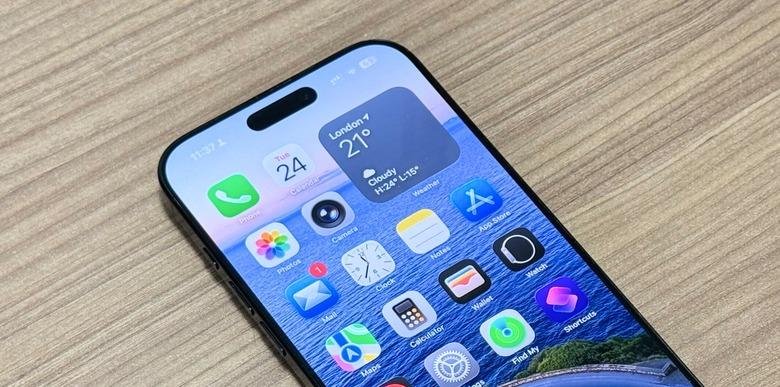 How Does Apple iPhone 17 Pro is Different